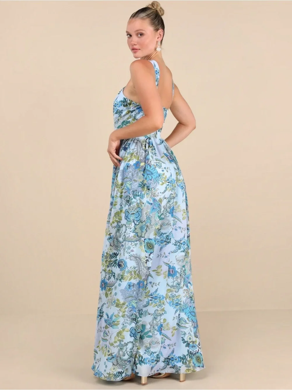 NWT LULUS Dress Lilja Light Blue Floral Print Maxi Lined Women’s Size Large